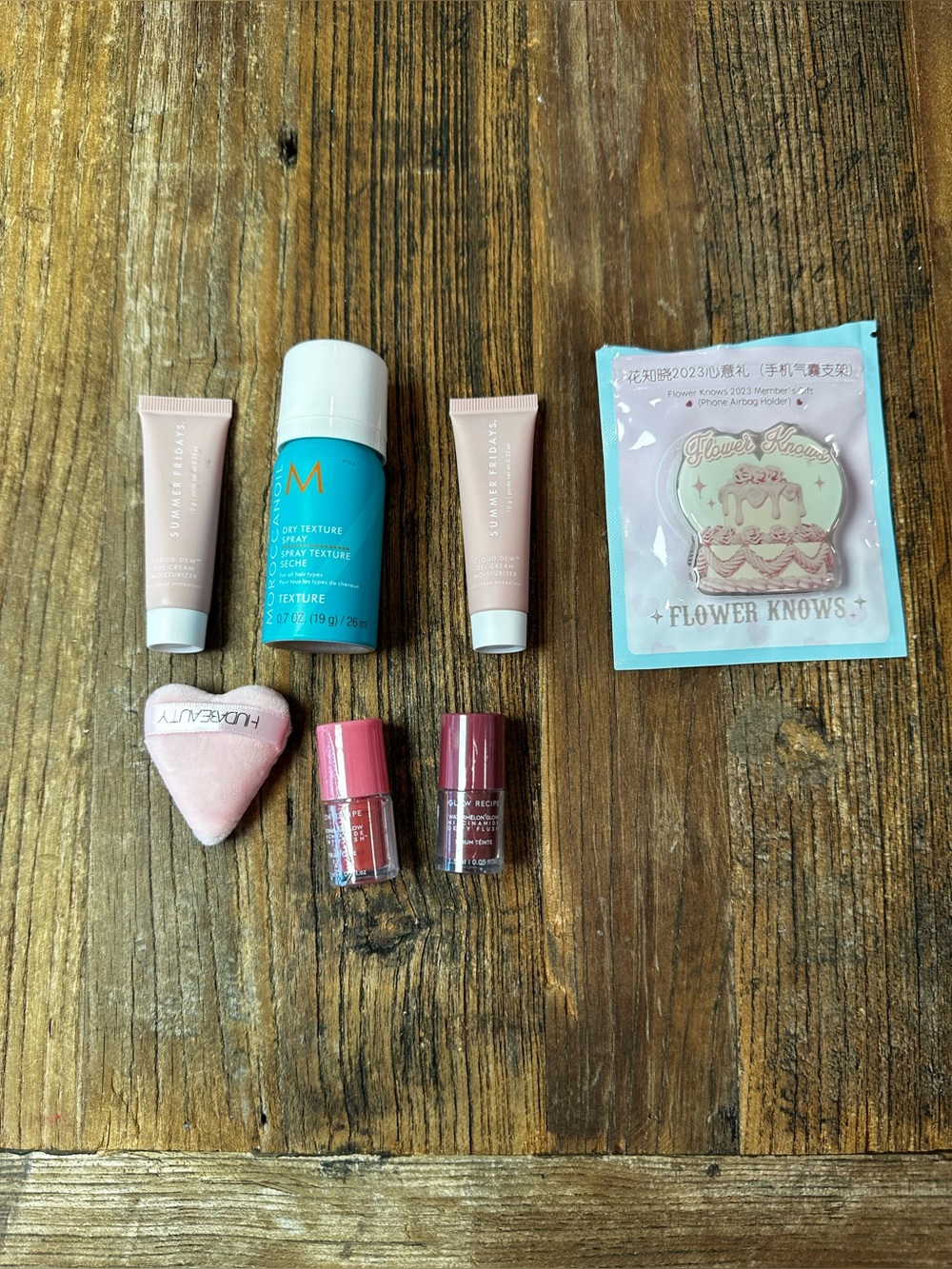 Moroccanoil Dry Texture Spray with Pink and Teal Accents - Women Makeup
